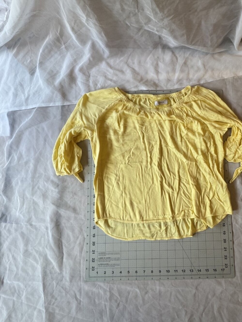 Cupio Yellow 100% Rayon Scoop Neck Tie Cuff Blouse